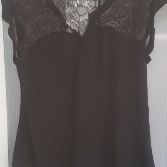 Black blouse with lace - Picture 2 of 2
